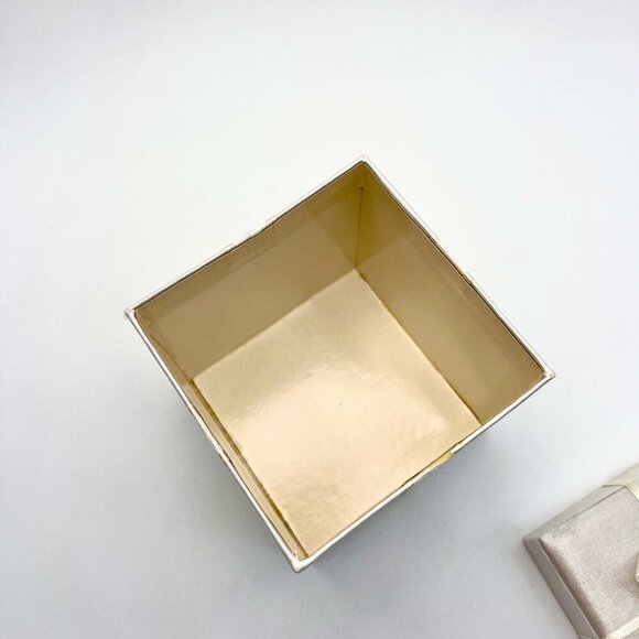 Vintage Faux Rose Corsage Pearls Lace Satin Gift Box 80s 90s Wedding Prom - Picture 9 of 10